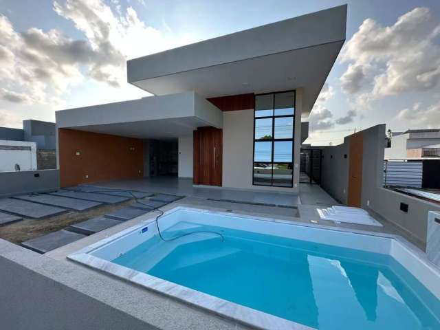 Casa em Condomínio fechado com 3 dormitórios sendo 2 suites Próximo a Praia do Francês - 252m²