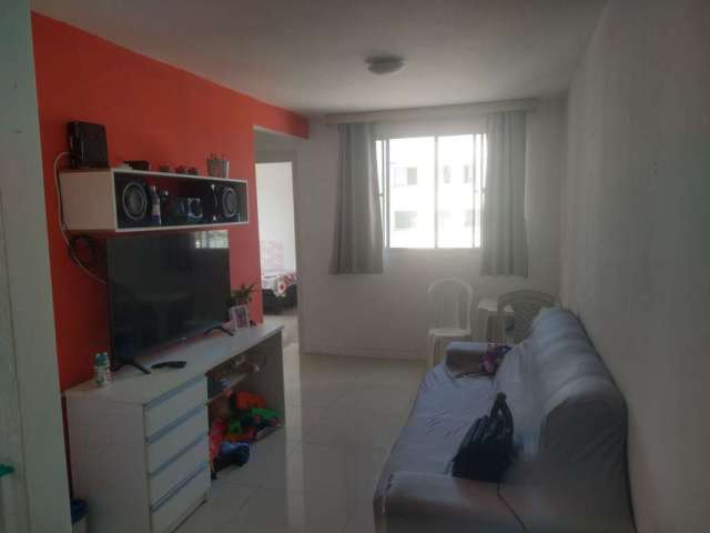 Apartamento com 2 dormitórios no Bairro do Antares - 40m²