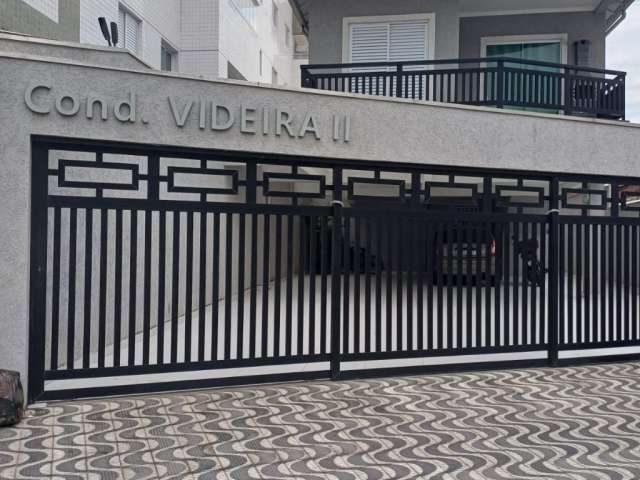 Casa de condominio frente a 200 metros da pria na vila mirin