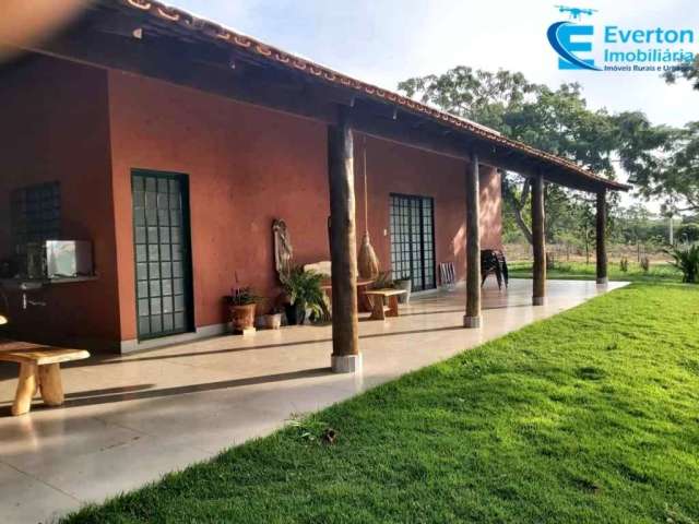 Excelente chácara com área de 20.740m² em Uberlândia;