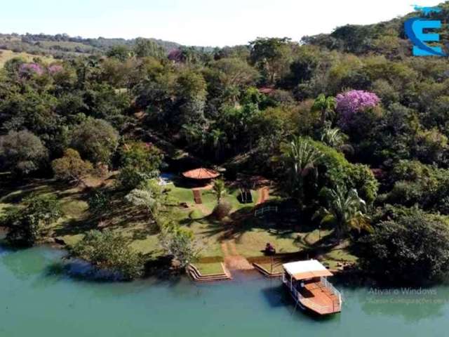 Oportunidade!! Rancho com 60.000m² , em Indianópolis; Muita beleza e conforto;