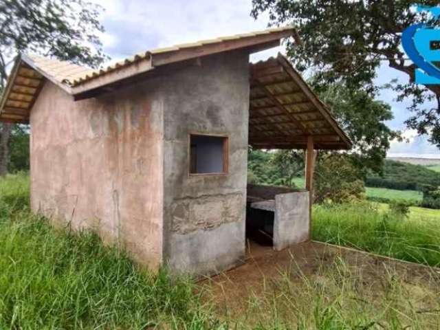 Uma paisagem simplesmente deslumbrante! Chácara  com 20.000m² sentido a Cruzeiro dos Peixotos sendo 12 km de asfalto  e 5 km de terra!