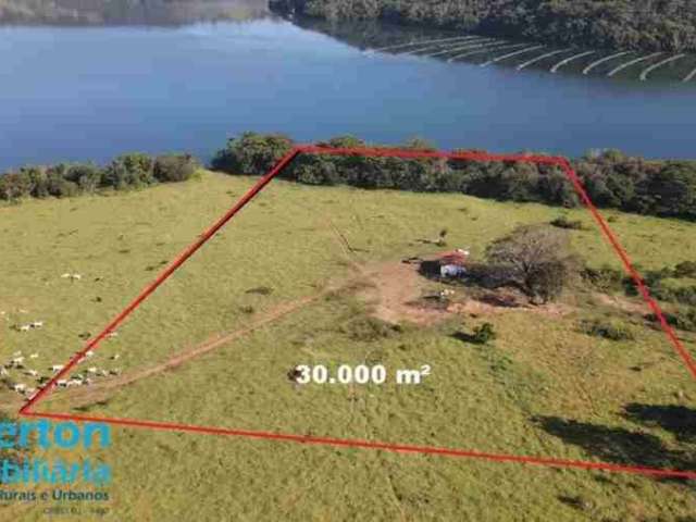 Oportunidade Única, Rancho 30.000m2 - Capim Branco I - Apenas 17 km de Uberlândia, com 107,20 metros de margem represa