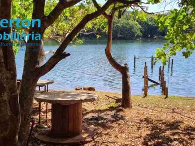 Rancho no Miranda condomínio fechado, apenas 35km de Uberlândia, com piscina, hidromassagem