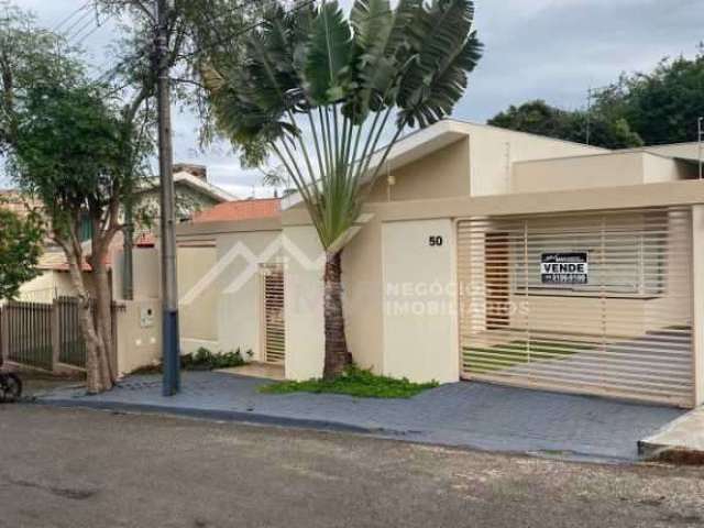 Casa com 3 quartos à venda na Rua Takeo Teshima, 50, Jardim Roland, Rolândia, 110 m2 por R$ 590.000