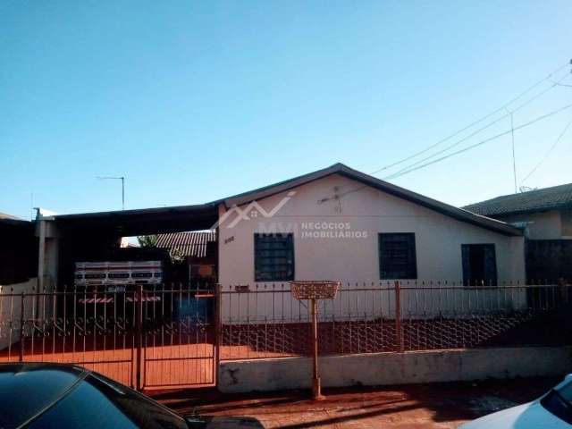 Casa com 4 quartos à venda na Rua Crisântemos, 503, Conjunto Habitacional Vila Nogueira, Rolândia, 170 m2 por R$ 230.000