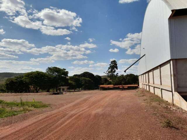 Fazenda para Venda em SAO JOAO DALIANCA, SAO JOAO DALIANCA, 7 dormitórios, 1 suíte, 3 banheiros