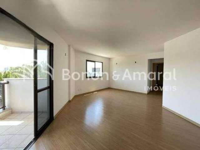 Apartamento à venda com 4 dormitórios,  sendo 2 suítes, 137m² e 2 vagas de garagem