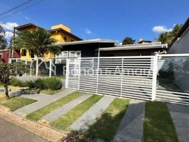 Casa de Condomínio com 4 Quartos e 4 banheiros à Venda, 215 m² por R$ 1.350.000