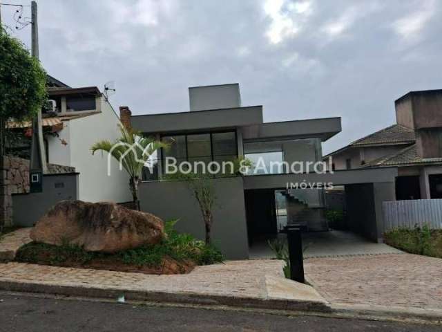 Casa à venda com 4 quartos sendo uma suíte master com varanda, com 350 m² à venda por R$ 3.450.000,00