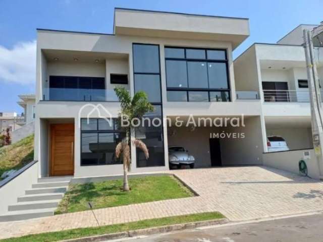 Excelente casa em condomínio por R$ 1.490.000,00, com elevador, 3 suítes e piscina,