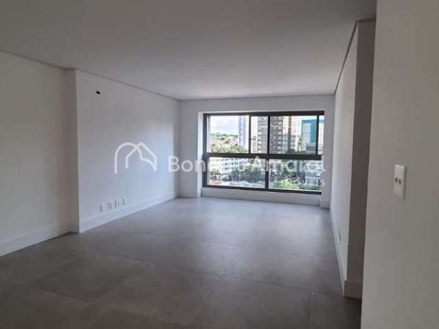 Apartamento à venda no Bairro Cambuí em Campinas -SP