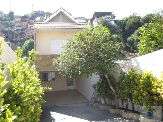 Casa para Venda em Barueri, Barueri, 3 dormitórios, 2 suítes, 5 banheiros, 2 vagas