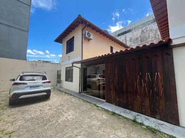 Casa com 3 dormitórios à venda, 120 m² por R$ 380.000,00 - Balneário Remanso - Rio das Ostras/RJ