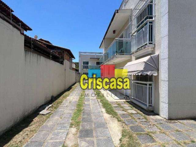 Casa com 2 dormitórios para alugar, 68 m² por R$ 1.922/mês - Extensão do Bosque - Rio das Ostras/RJ