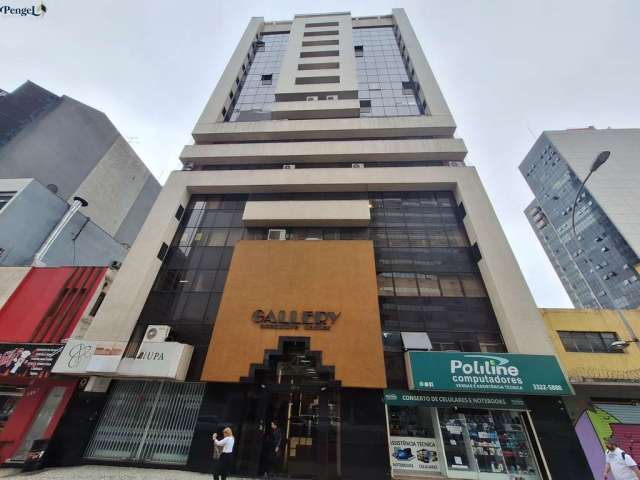 Sala comercial Centro Curitiba com 44,87m² de área útil com 3 salas 1 banheiro portaria 24 horas catraca