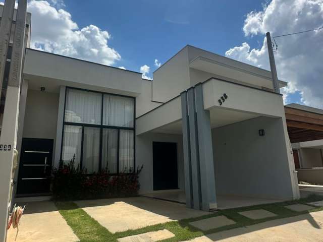 Casa Cond com 3 dorm. sendo 1 suíte