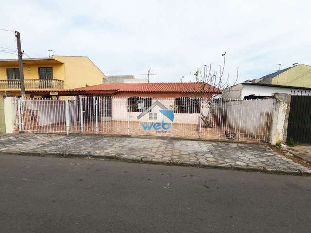 Casa com 5 quartos à venda na Nhundiaquara, 428, Cajuru, Curitiba por R$ 600.000