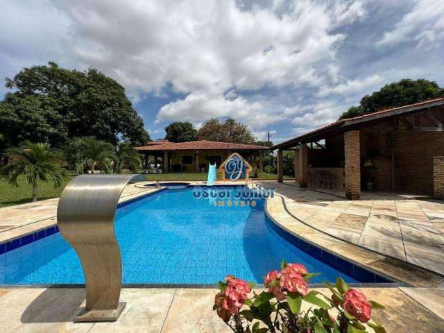 PARAÍSO TROPICAL NO MELHOR DE PINDIRETAMA! Chácara com 4 Quartos (3 Suítes), 13500 m² por R$ 1.000.000 - Pindoretama - Pindoretama/CE