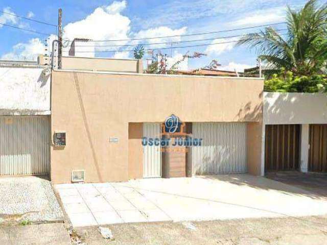 OPORTUNIDADE de Casa Duplex com 5 Quartos (4 Suítes) + Piscina e Gabinete, 260 m² por R$ 570.000 - Edson Queiroz - Fortaleza/CE