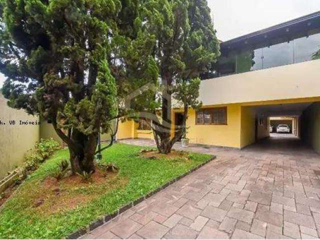 Casa para Venda em Curitiba, Ahú, 5 dormitórios, 3 suítes, 3 banheiros, 9 vagas