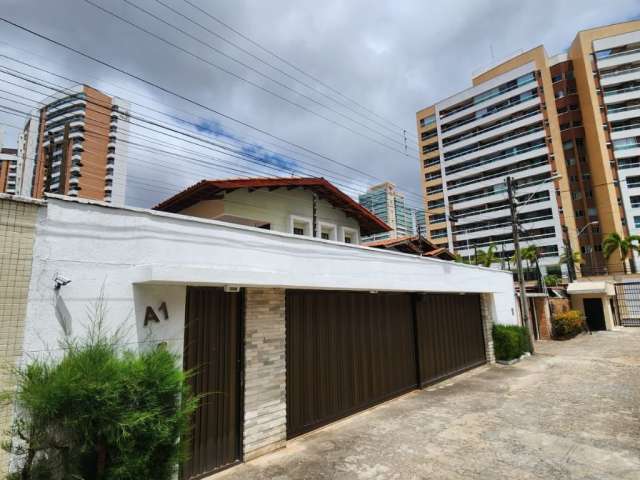 Casa duplex 4 quartos | 202m² | em rua privativa