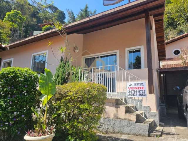 Casa em Condomínio para Venda em Teresópolis, Pimenteiras, 3 dormitórios, 1 suíte, 1 banheiro, 1 vaga