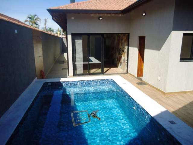 Casa Alto Padrão para Venda em Solemar Praia Grande-SP