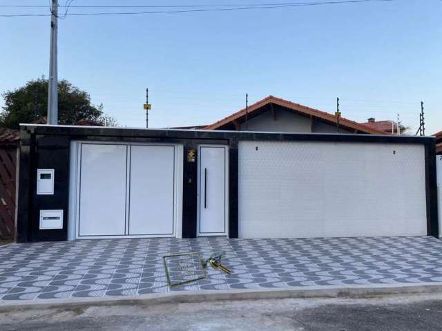 Casa Alto Padrão para Venda em Solemar Praia Grande-SP