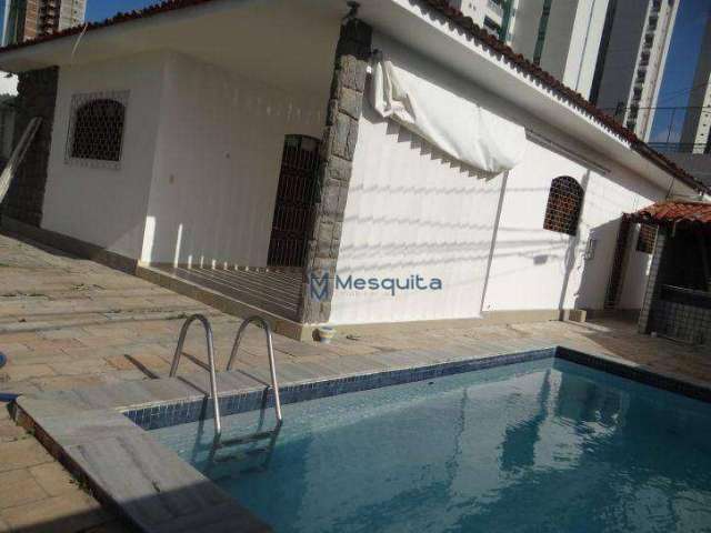 Casa de Esquina no Jardim Luna 04 Quartos sendo 02 Suítes + Dce e com Piscina