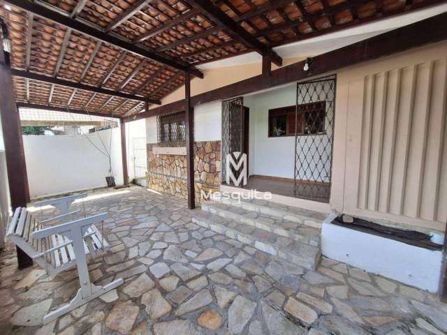 Casa no João Agripino com 3 Quartos excelente localização