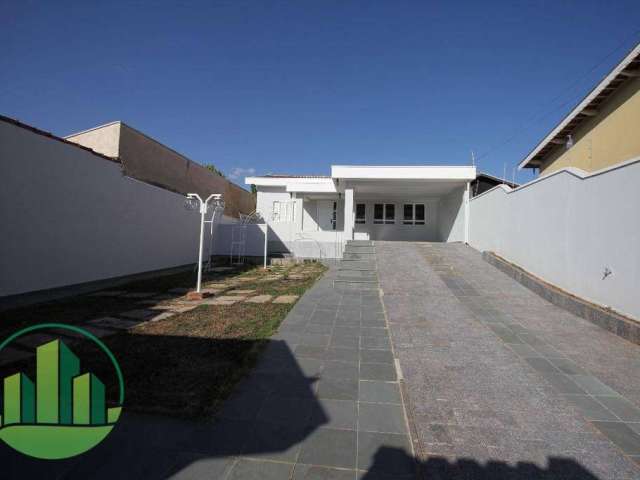 Casa com 3 dormitórios à venda, 109 m² por R$ 550.000,00 - Vila Clayton - São João da Boa Vista/SP