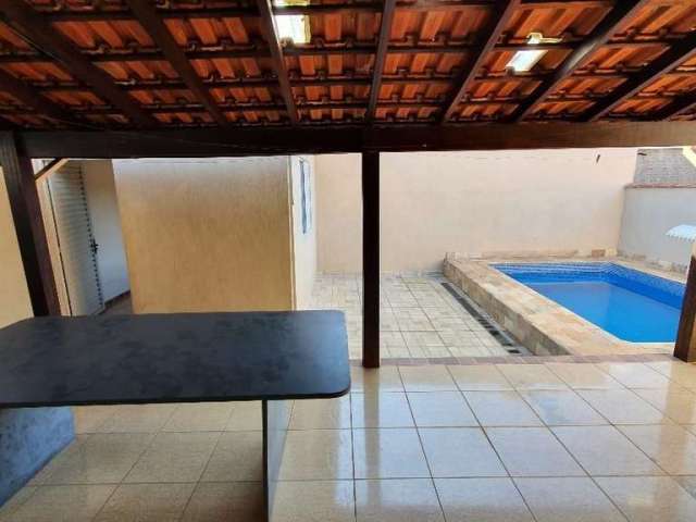 Casa com Piscina