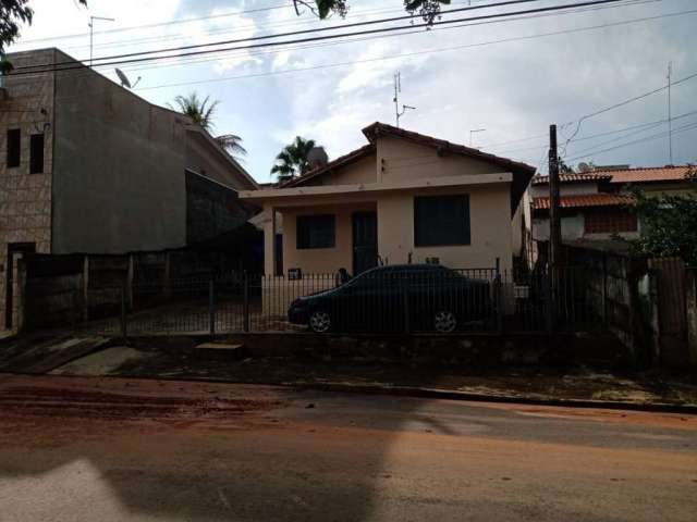 Casa à venda, 200 m² por R$ 280.000,00 - Vila Valentin - São João da Boa Vista/SP