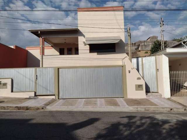 Casa com 3 dormitórios à venda, 176 m² por R$ 900.000,00 - São Lázaro - São João da Boa Vista/SP