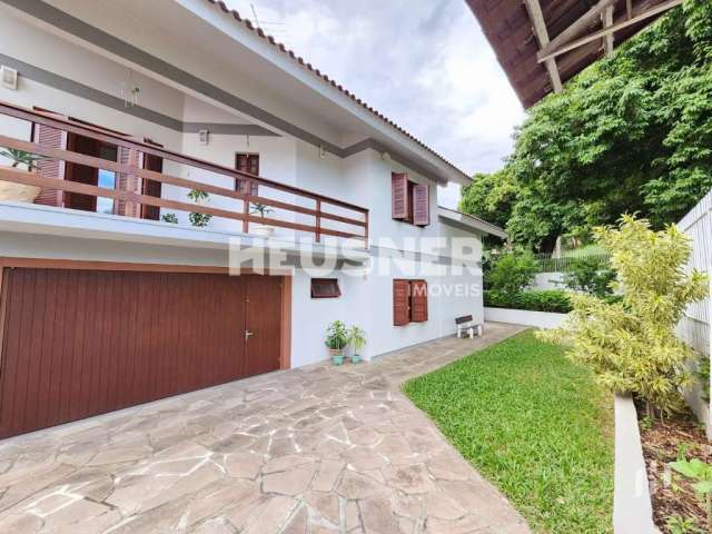 Casa com 3 dormitórios à venda, 195 m² por R$ 790.000,00 - Ouro Branco - Novo Hamburgo/RS