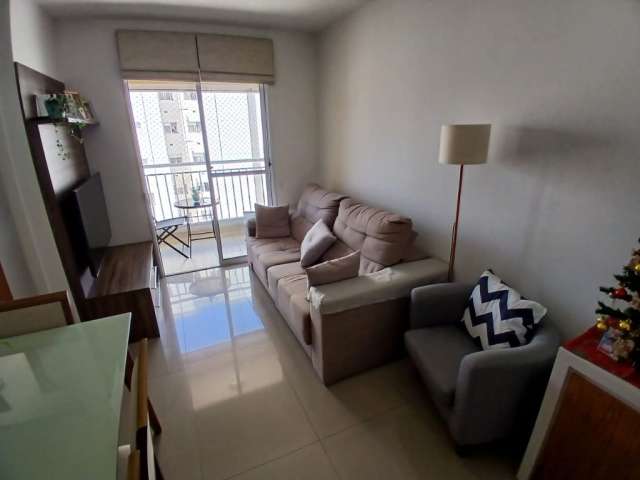 Lindo Apartamento Vila das Belezas 55m²  2 dormitórios (1 suíte) 2 banheiros Varanda 1 vaga