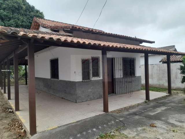 Casa para Venda em Araruama, Bananeiras (Iguabinha), 2 dormitórios, 1 suíte, 2 banheiros, 5 vagas