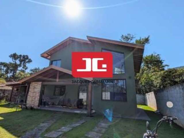 Casa com 3 quartos à venda na Das Quaresmeiras, 228, Tabatinga, Ubatuba, 230 m2 por R$ 1.200.000