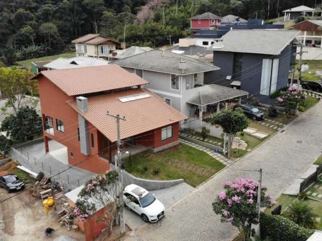 Casa em Teresópolis - Condomínio Vale das Nações