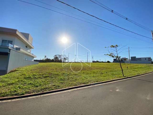 Terreno Dentro de Condomínio em Marília