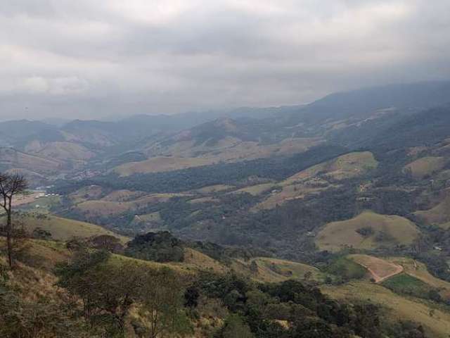 Terreno com ótima localização e linda vista em são francisco xavier/sp