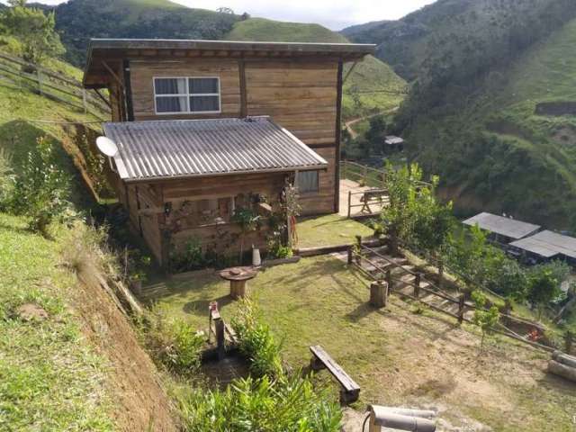 Lindo chalé em natividade da serra/sp