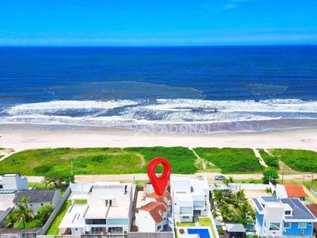 Sobrado em Condomínio de Frente para o Mar, com 3 dormitórios à venda, 108 m² por R$ 700.000 - Coroados - Guaratuba/PR