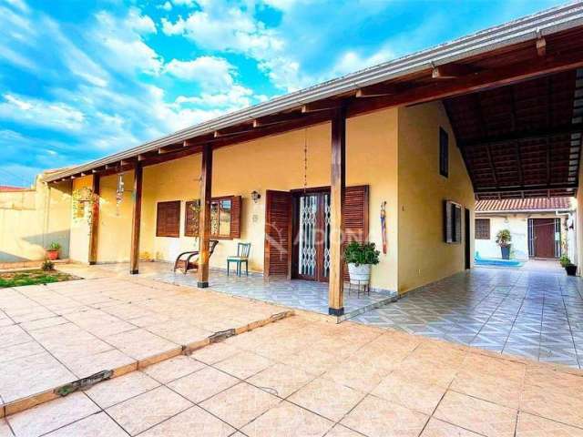 Casa com 5 dormitórios à venda, 240 m² por R$ 850.000,00 - Cohapar - Guaratuba/PR