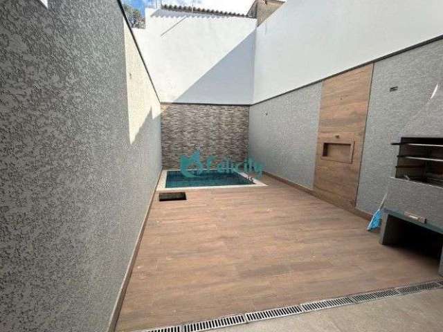 Sobrado com 3 suítes, 2 vagas, 130m2 no Jardim Santo Elias