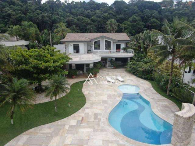 Maravilhosa casa pé na areia na praia Cocanha