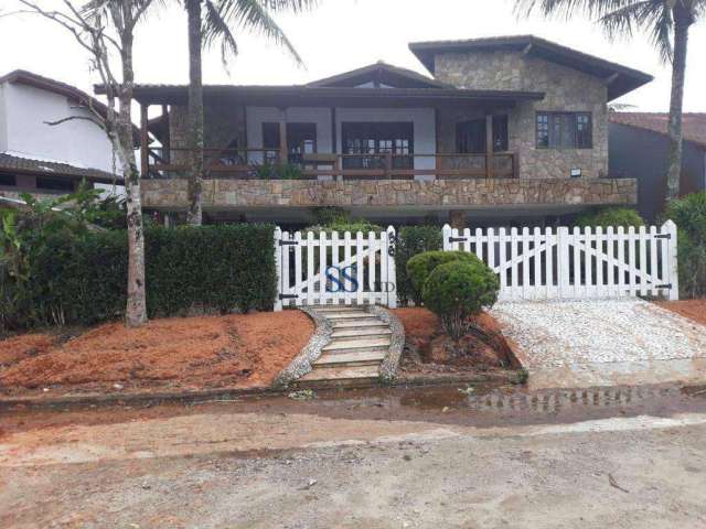 Belíssimo  imóvel com piscina no Cond. Mar Verde na praia da Mococa