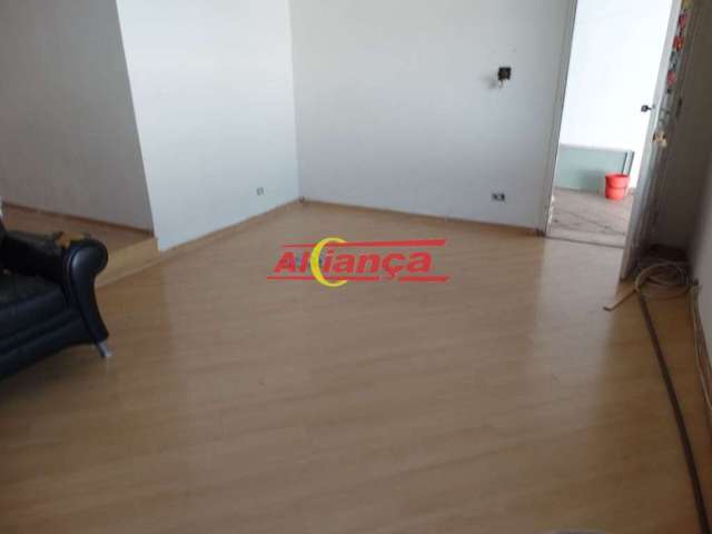 Casa térrea para alugar com 03 quartos, 03 vagas, 260m², jardim santa cecília - guarulhos/sp