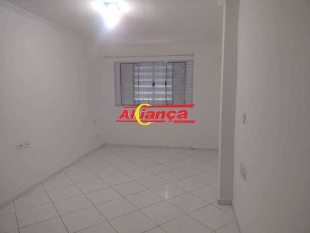 Apartamento/Studio de 35m², com 1 quarto, no centro de Guarulhos - Por R$ 800,00